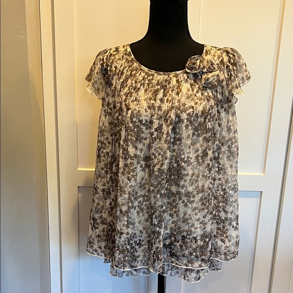New Channel Abstract Floral Blouse in Cream and Brown - Picture 1 of 6